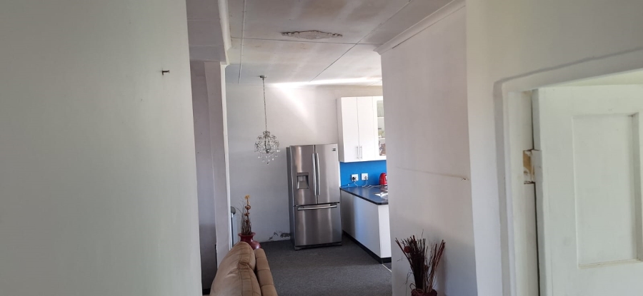 Commercial Property for Sale in Cove Ridge East Eastern Cape